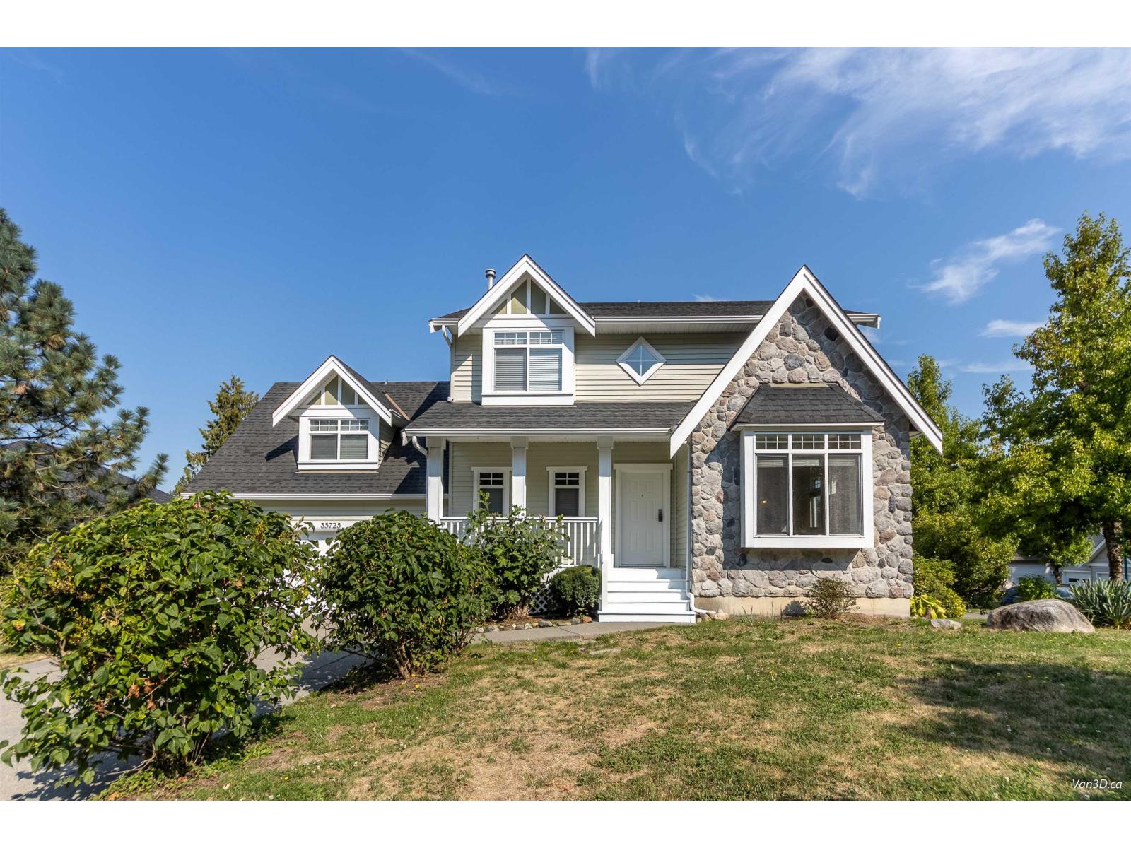 35725 Ledgeview Dr, Abbotsford, BC V3G 2Z2