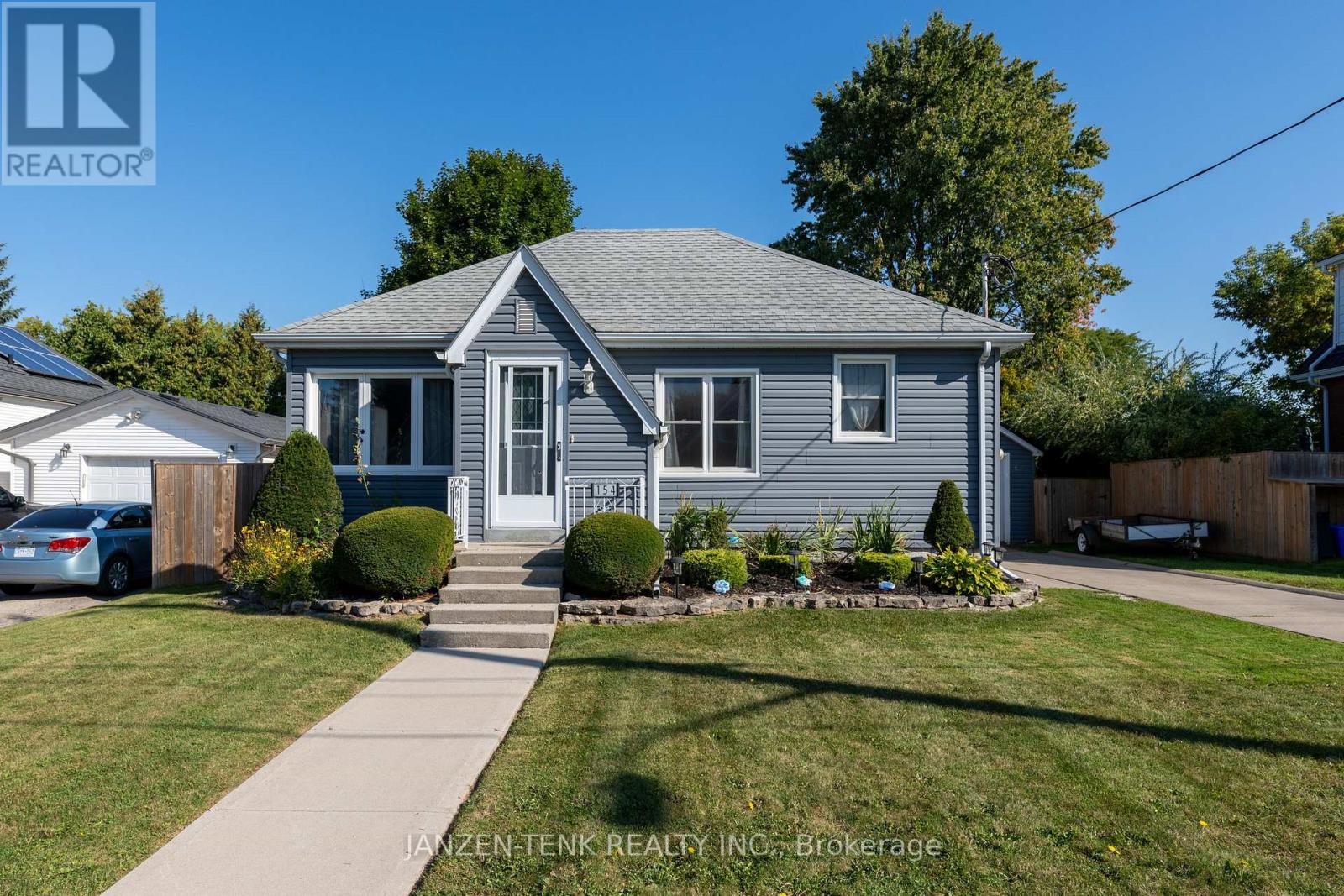 154 Elm St, St. Thomas, ON N5R 1J3