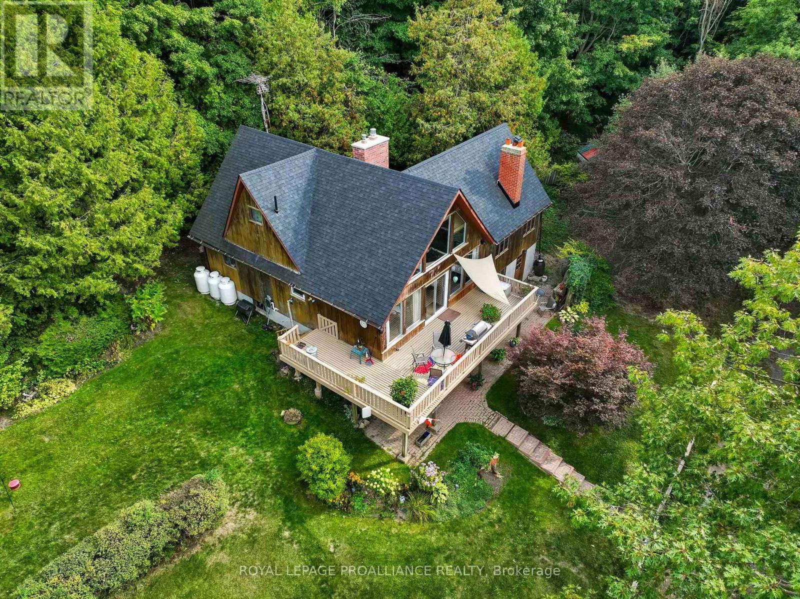 383 Hansen Rd, Brighton, ON K0K 1H0