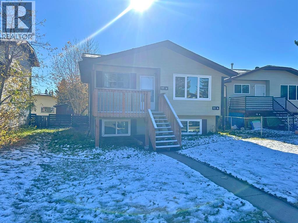 11 Gibson Close, Red Deer, AB T4P 2Z3