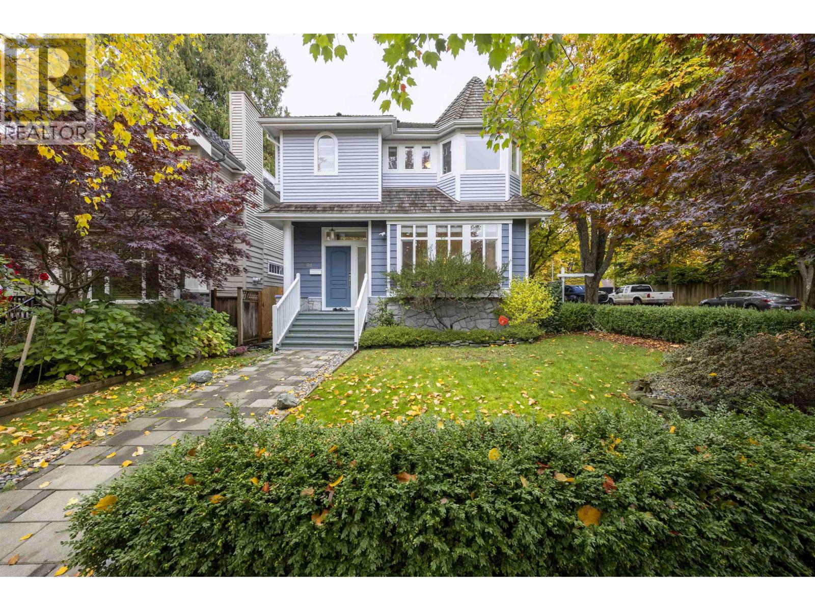 4203 W 14th Ave, Vancouver, BC V6R 2X7