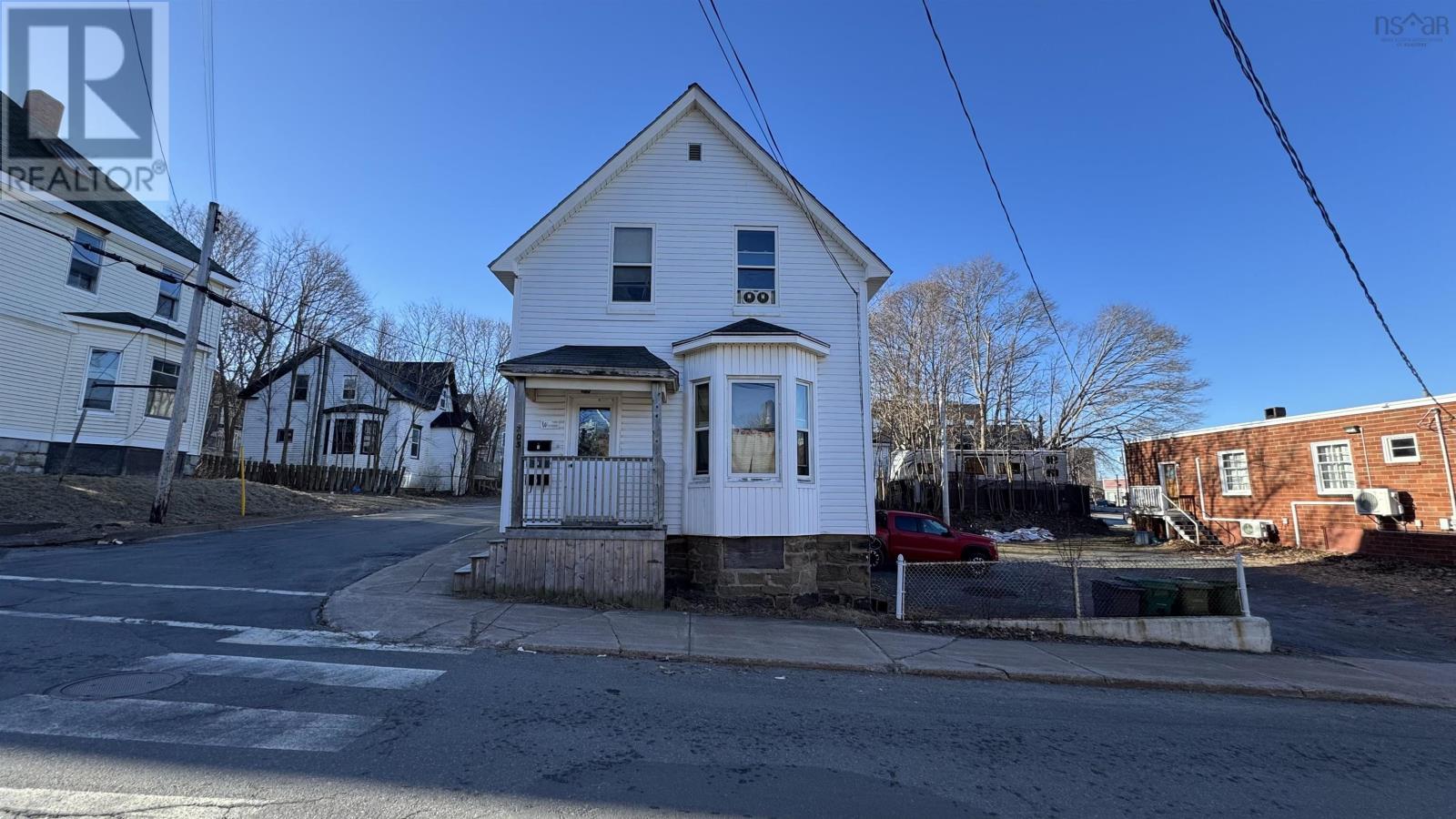 203 Maclean St, New Glasgow, NS B2H 4M7