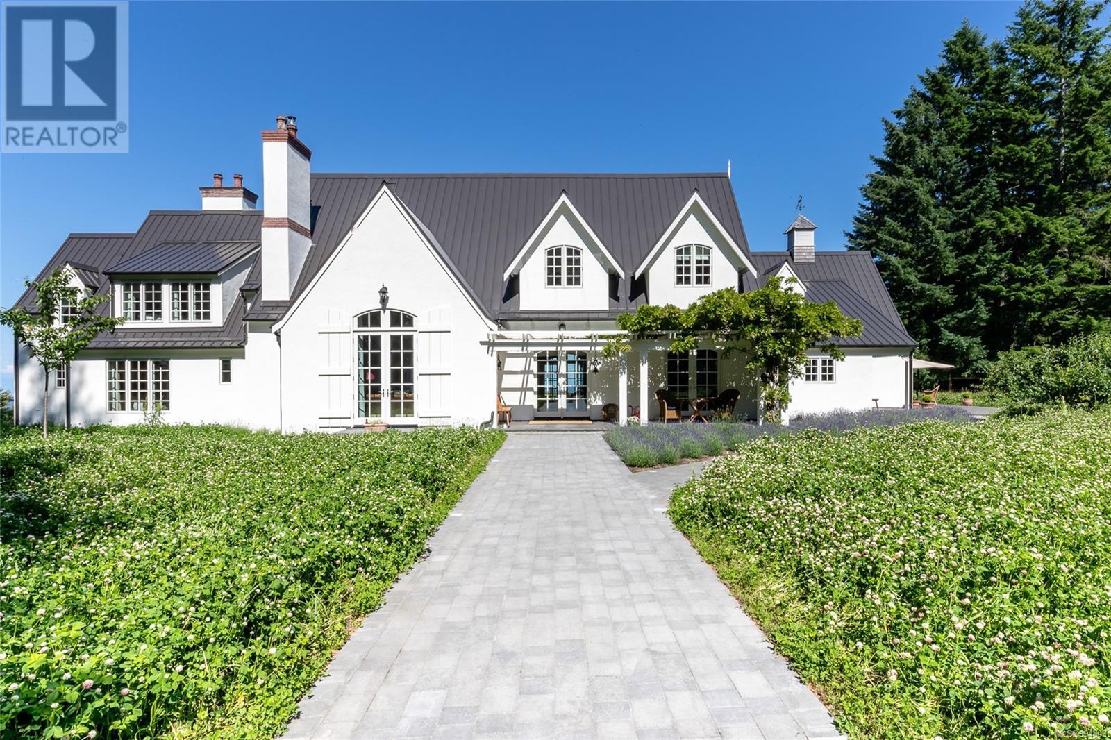 377 Seymour Hts, Salt Spring, BC V8K 2B6