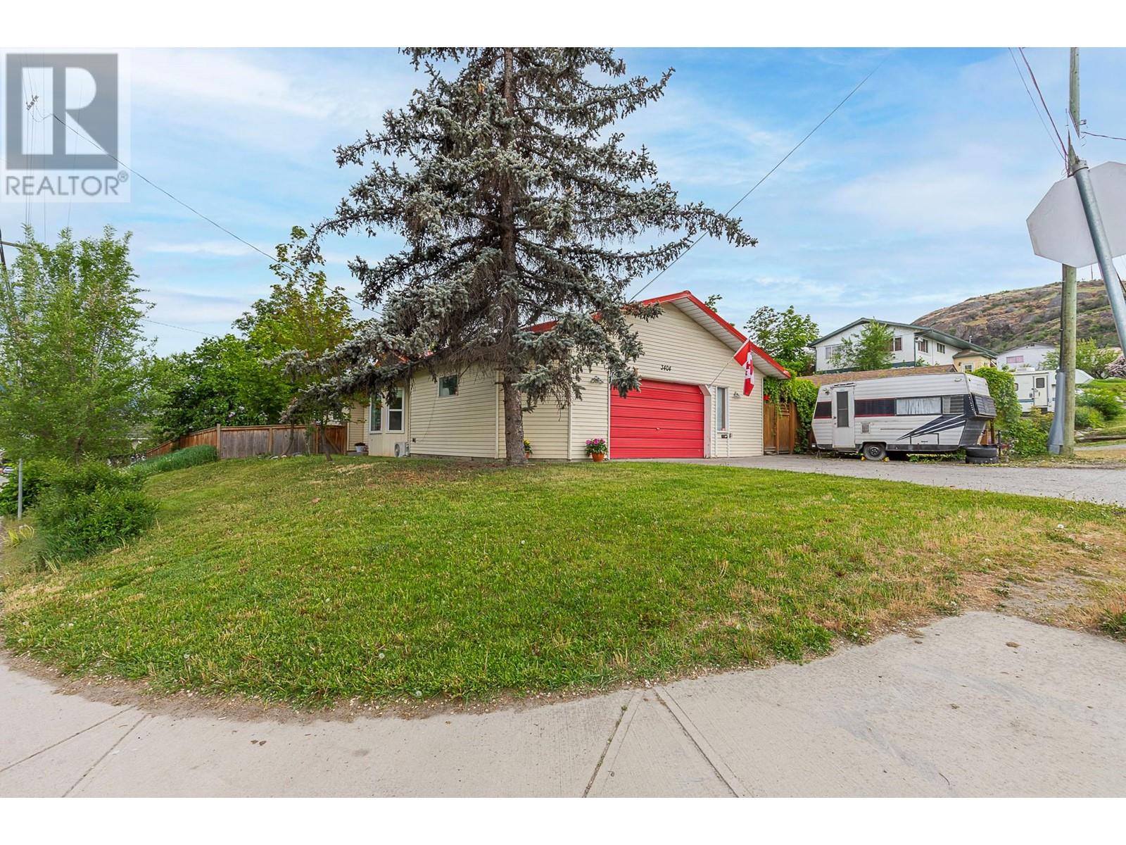 3404 Alexis Park Dr, Vernon, BC V1T 6G8