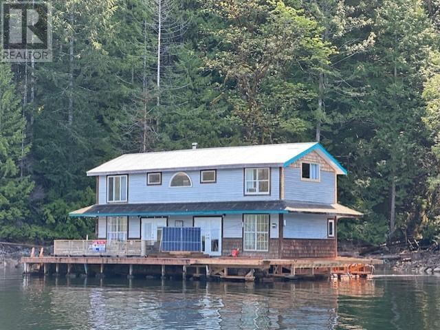 10100 Powell Lk, Powell River, BC V8A 2K0