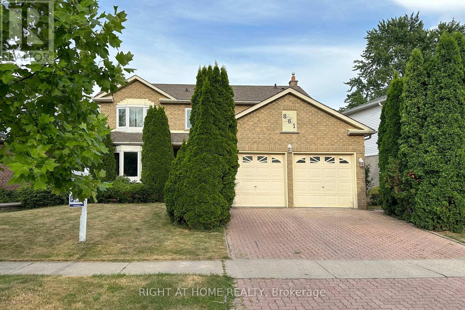 861 White Ash Dr, Whitby, ON L1N 7L8