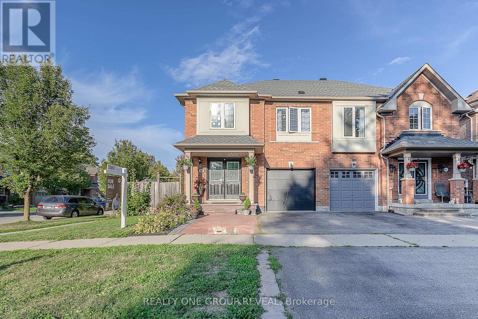 303 Porte Rd, Ajax, ON L1S 0A4