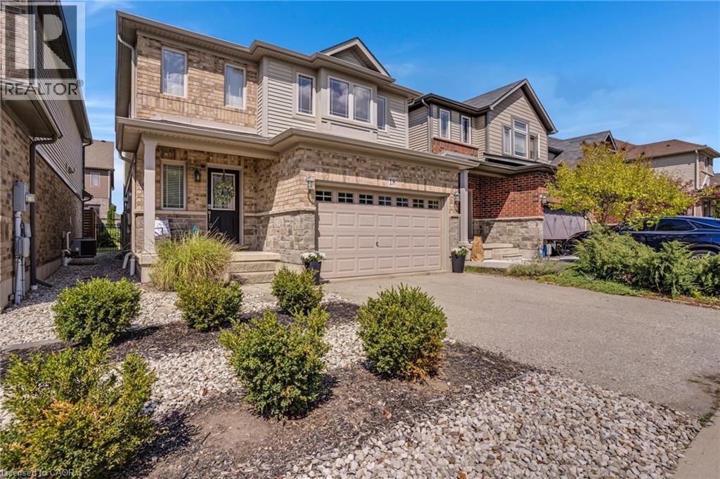 18 Creek Ridge St, Kitchener, ON N2R 0B5