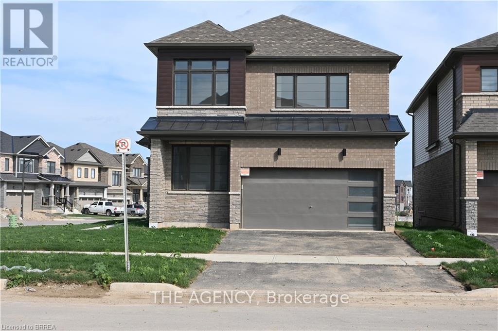 1 Bee Cres, Brantford, ON N3T 0V7