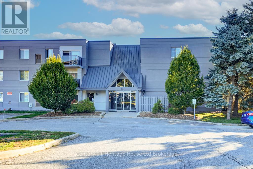106 163 Ferguson Dr, Woodstock, ON N4V 1A6