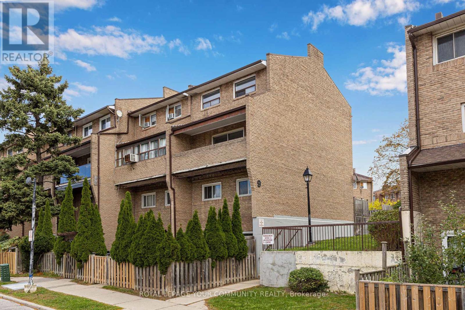 66 91 Muir Dr, Toronto, ON M1M 3T7