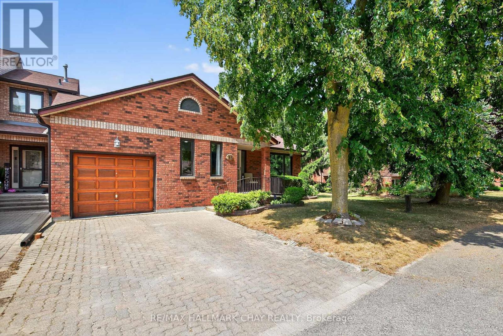 33 Parkette Dr, New Tecumseth, ON L9R 1R7