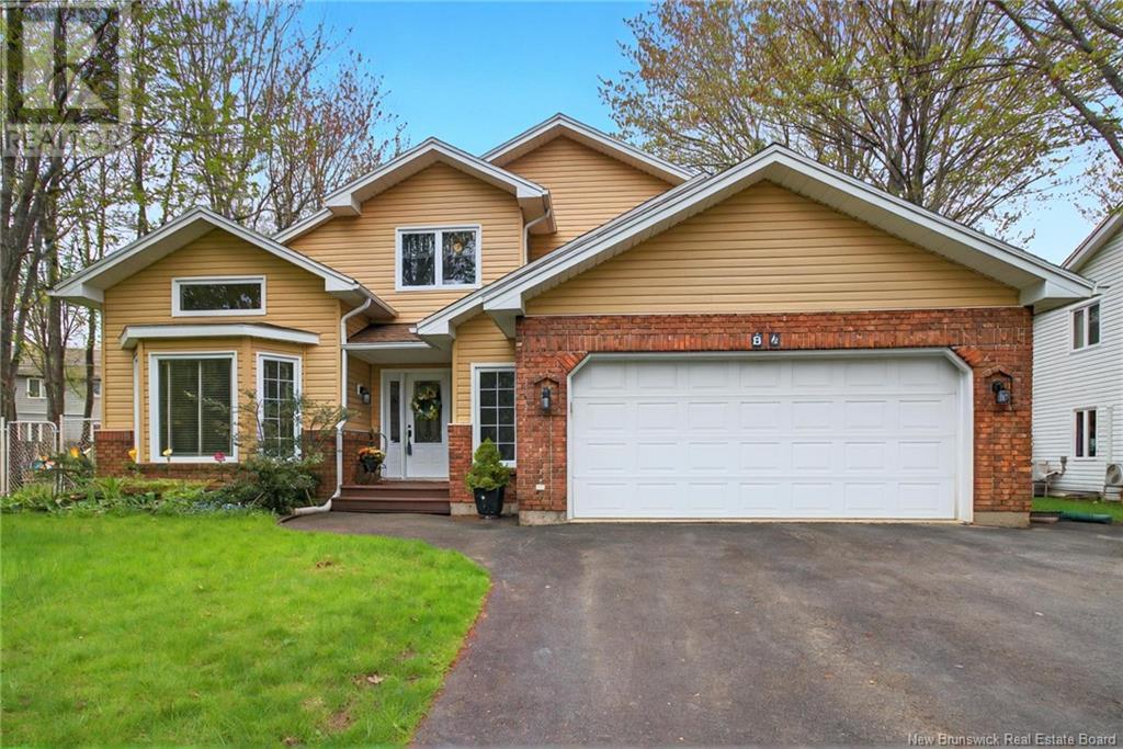 84 Linden Cres, Moncton, NB E1G 2B2