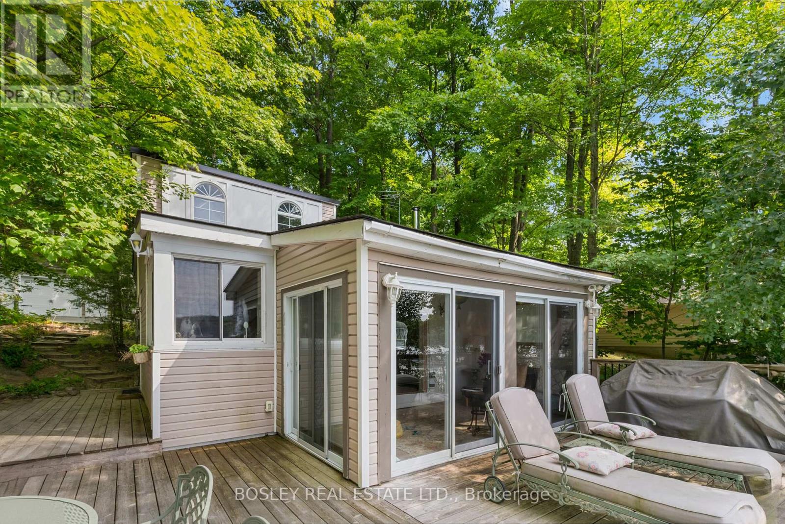 150 Farlain Lake Road East, Tiny, ON L9M 0B5