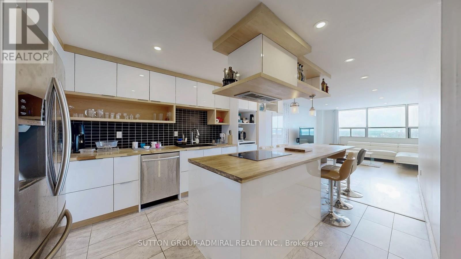 1603 25 Sunrise Ave, Toronto, ON M4A 2S2