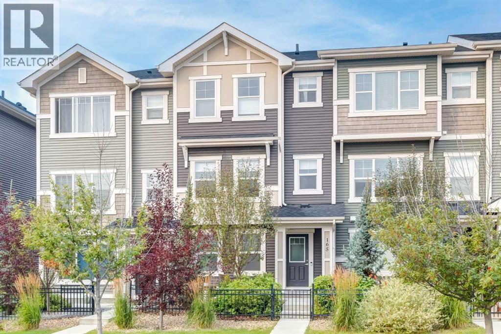 165 Sundown Rd, Cochrane, AB T4C 2M5