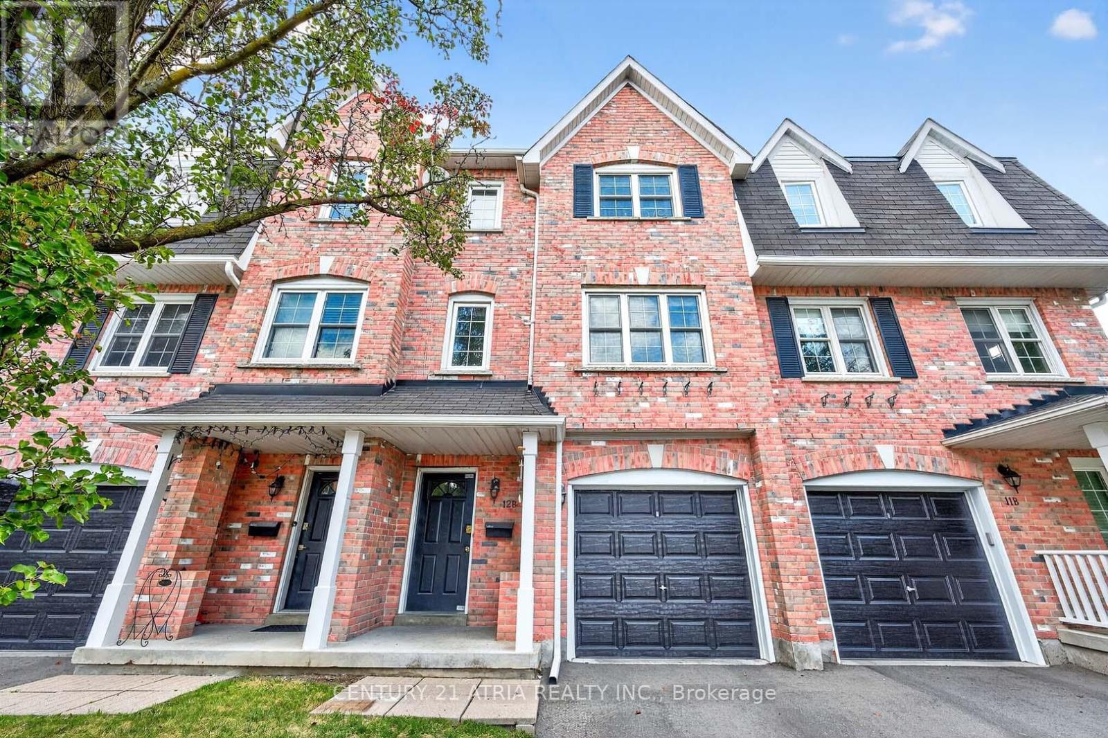 12 Unit 51 Northern Heights Dr #b, Richmond Hill, ON L4B 4C9