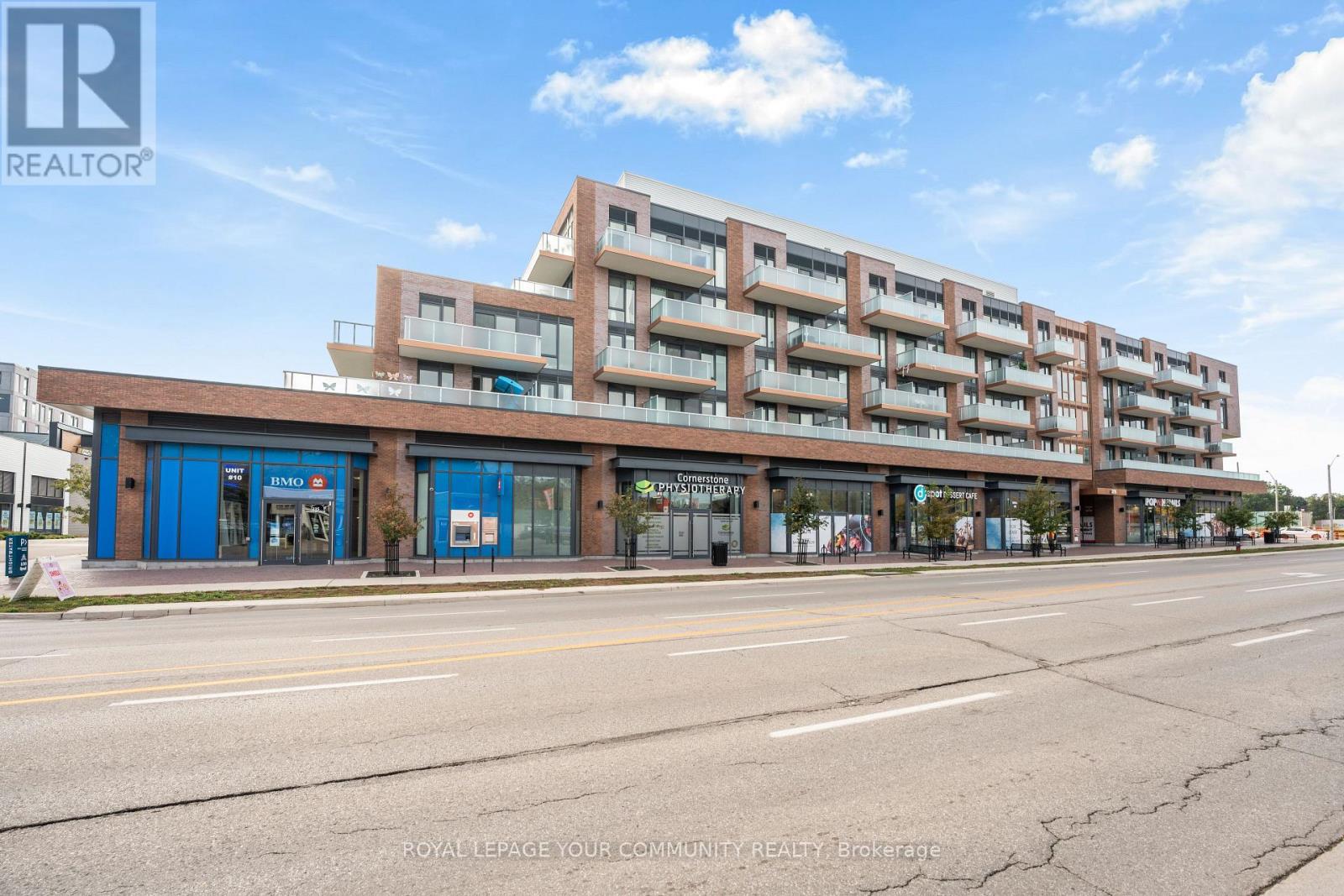215 Lakeshore Rd W, Mississauga Port Credit, ON L5H 0A7