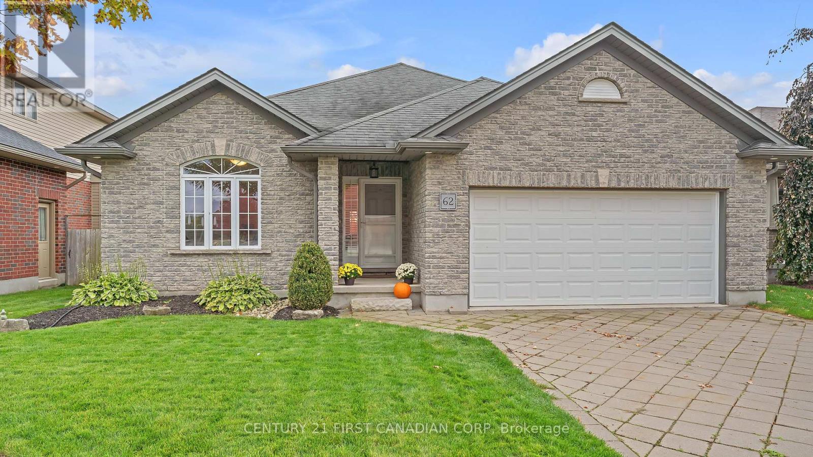 62 Elliott Trl, Thames Centre, ON N0M 2P0