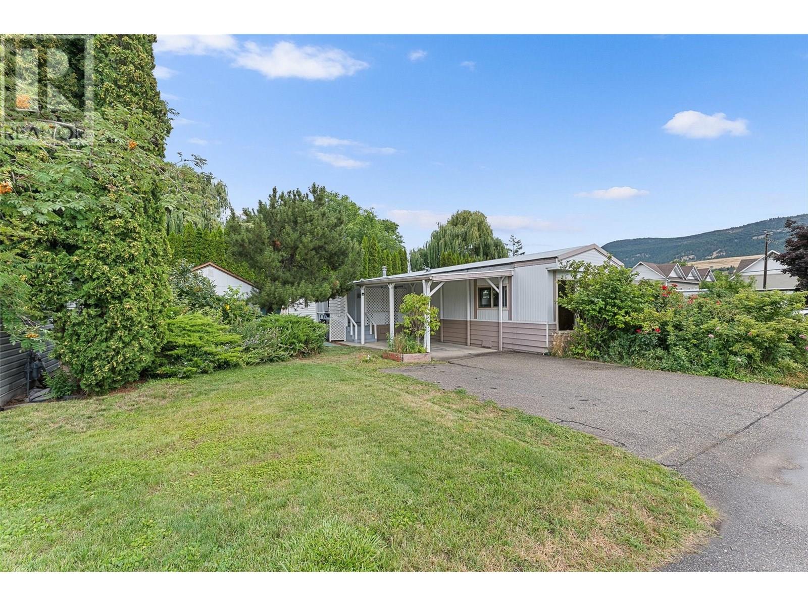 11524 Bottom Wood Lake Road Unit 4, Lake Country, BC V4V 1X7