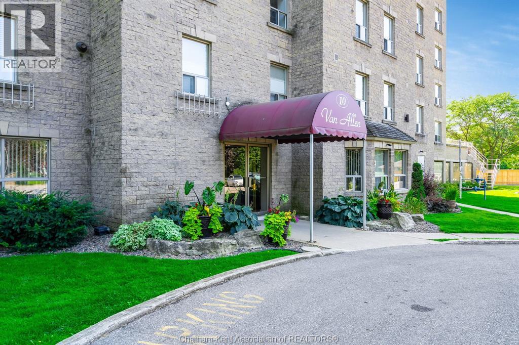 10 Van Allen Avenue Unit 702, Chatham, ON N7L 5K1