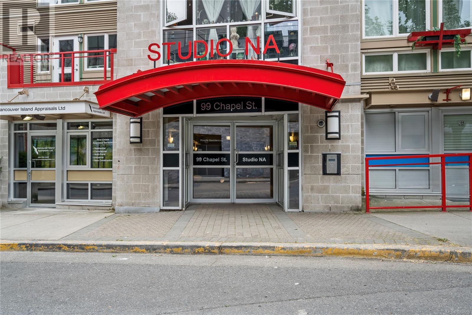 99 Chapel St Unit 303 St, Nanaimo, BC V9R 5H3