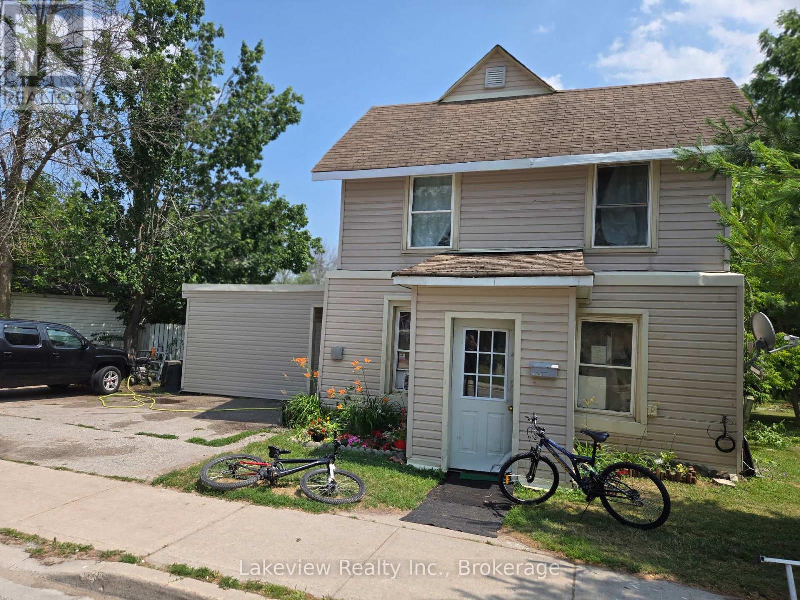 159 Barrie Rd E, Orillia, ON L3V 2P6