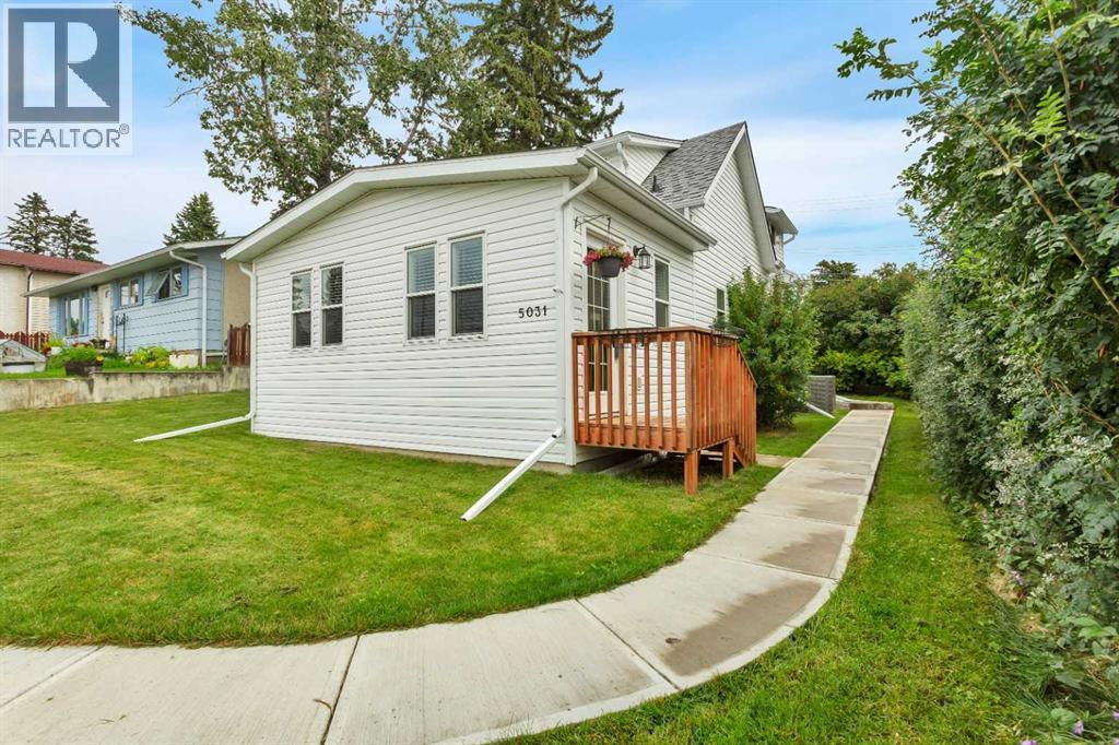 52 Street Unit 5031, Rocky Mountain House, AB T4T 1A4