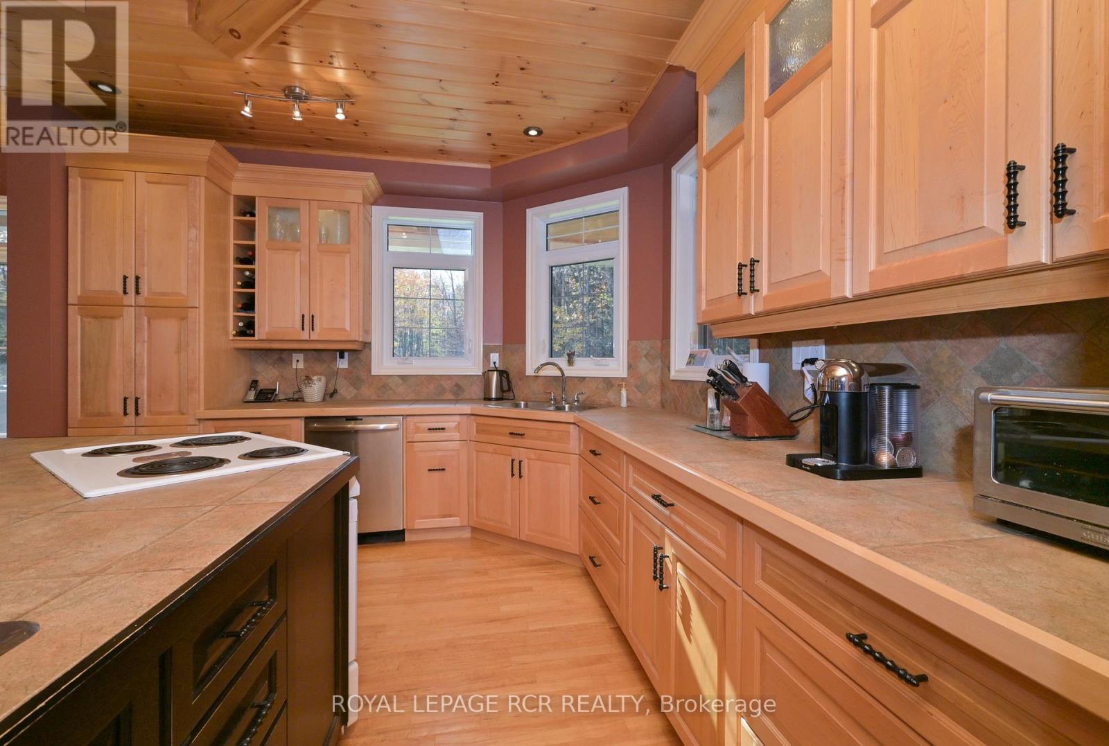 1385 Baseline Rd, Springwater, ON L0L 2K0