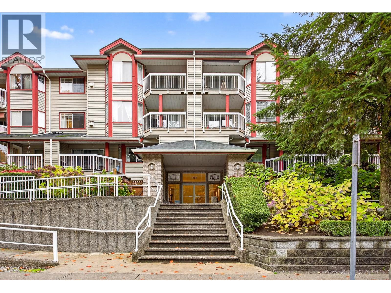1215 Pacific Street Unit 107, Coquitlam, BC V3B 7M4