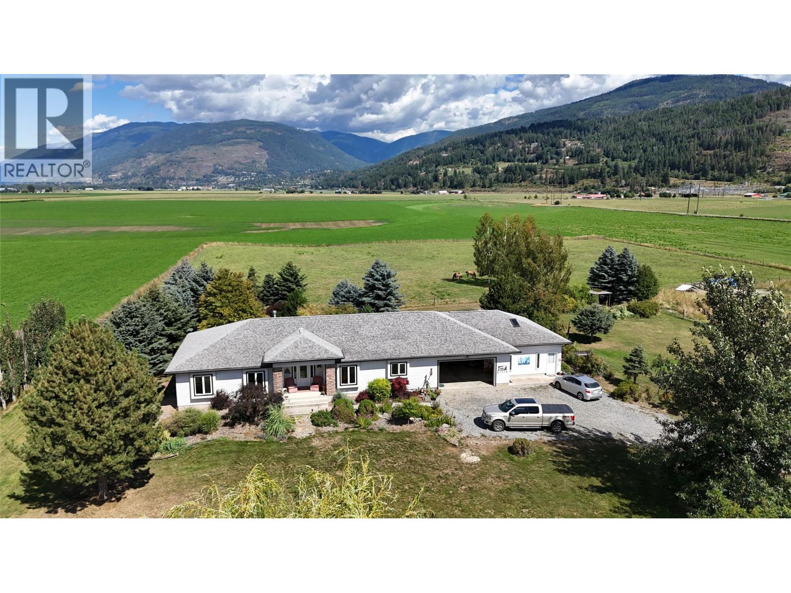 710 Indian Rd, Creston, BC V0B 1G8