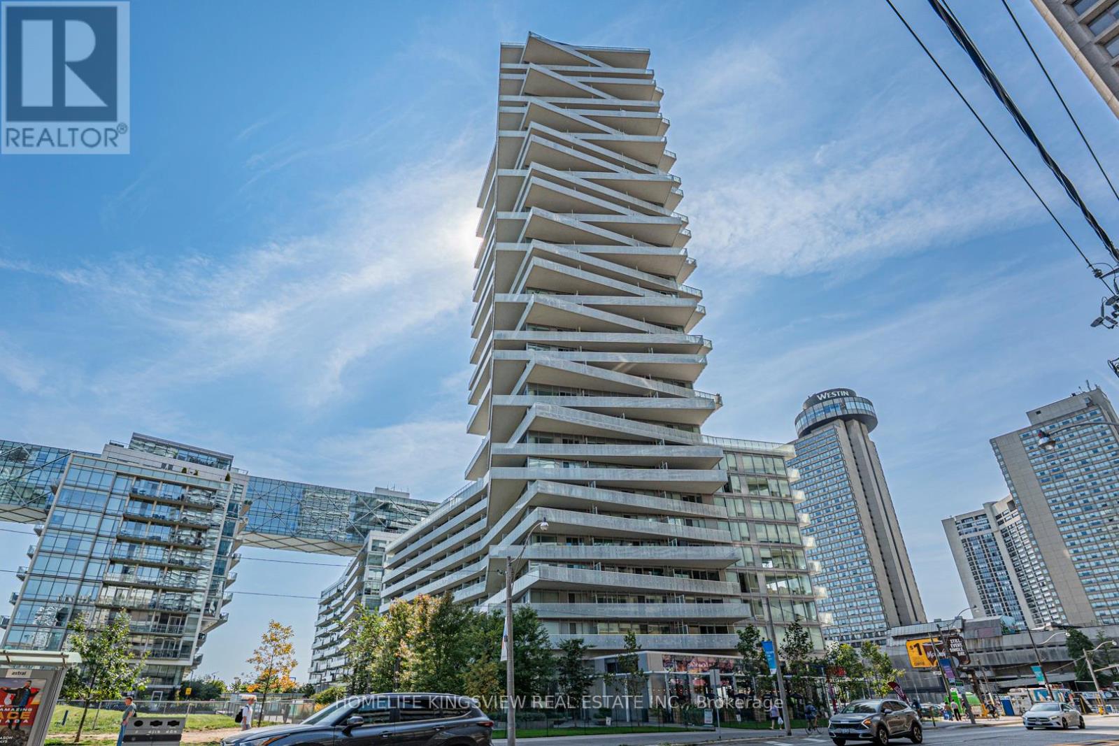 923 15 Queens Quay E, Toronto, ON M5E 0C5