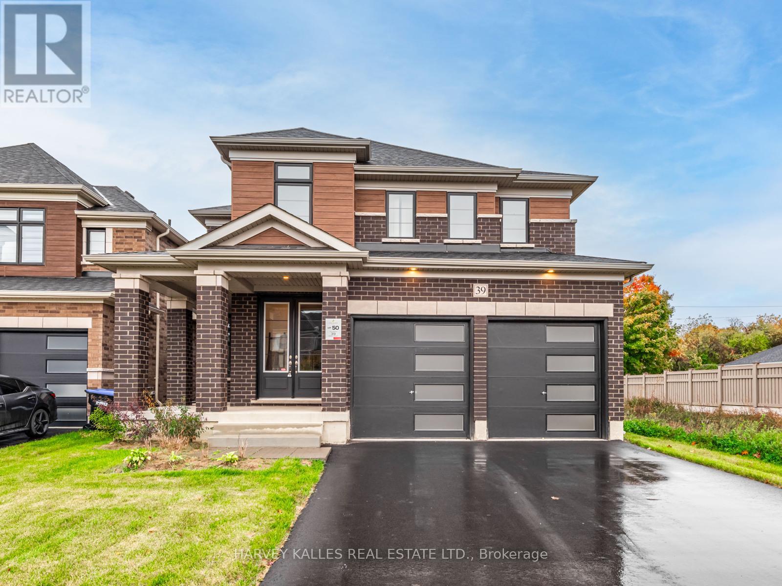 39 Sandhill Cres, Adjala-Tosorontio, ON L0G 1W0