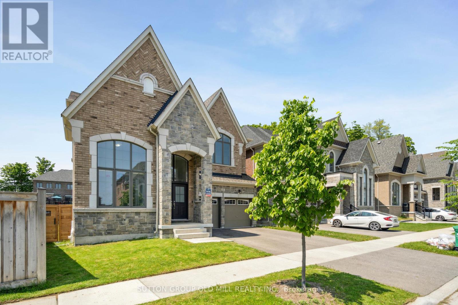 4 Daisy Meadow Cres, Caledon, ON L7C 4G4