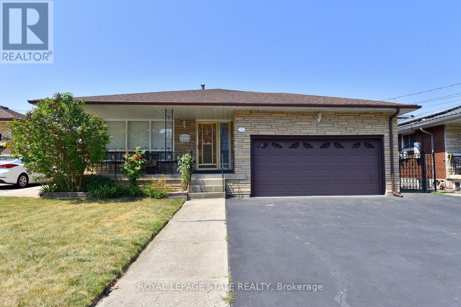 122 Mount Albion Rd, Hamilton, ON L8K 5S8
