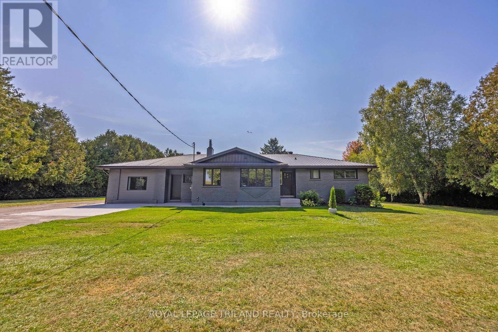 829 Avon Dr, Malahide, ON N0L 1B0