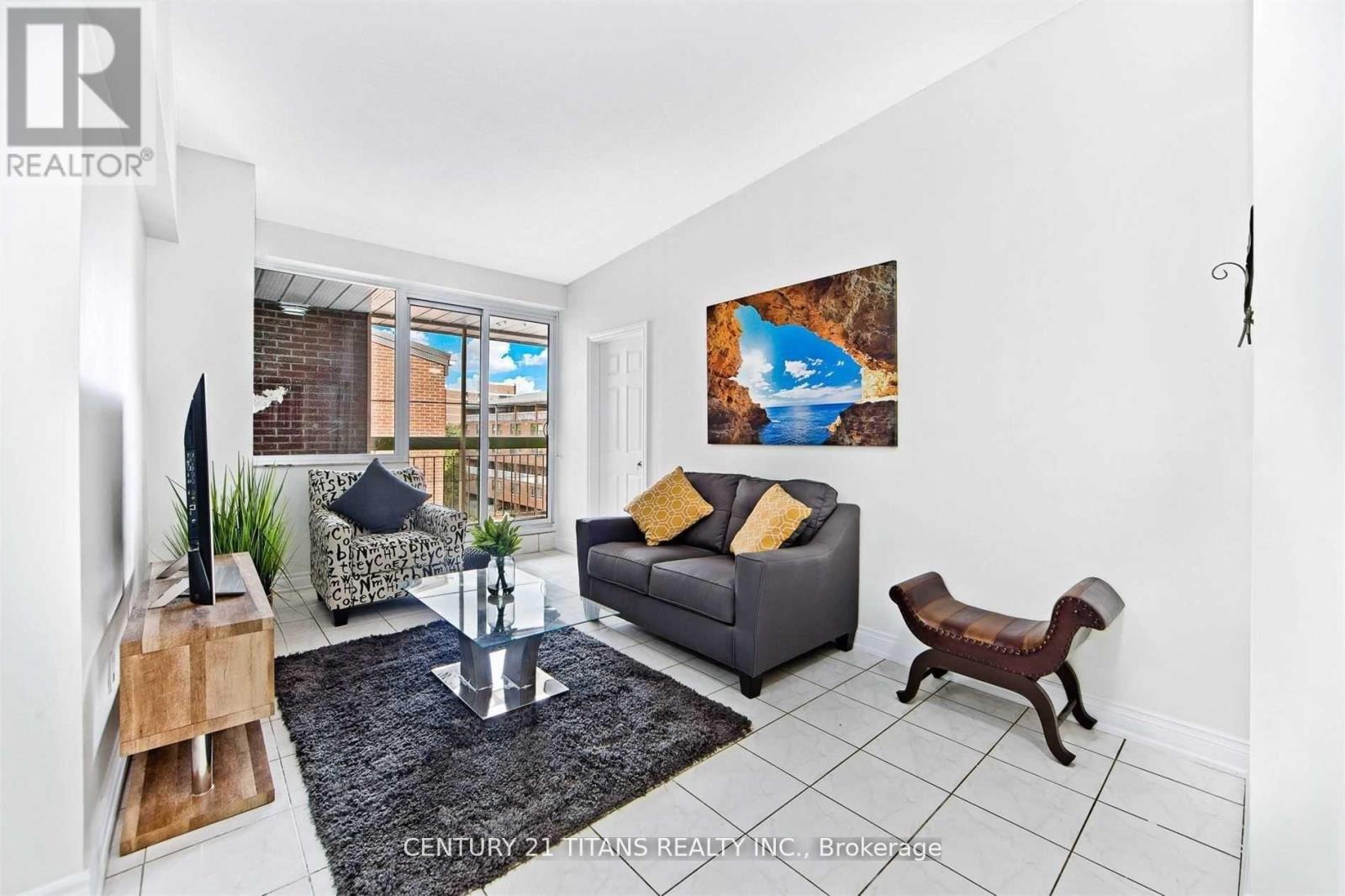 510 4064 Lawrence Ave E, Toronto, ON M1E 4V5