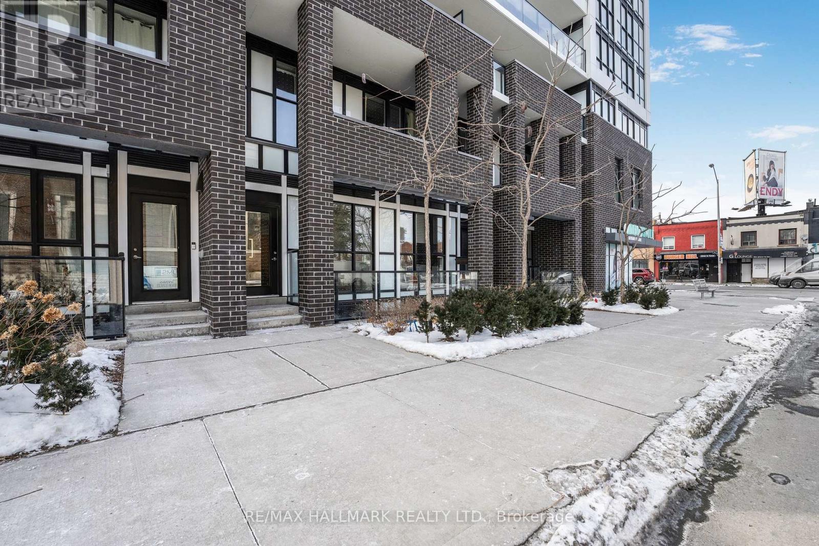 2301 Danforth Ave #103 Ave, Toronto, ON M4C 0A7