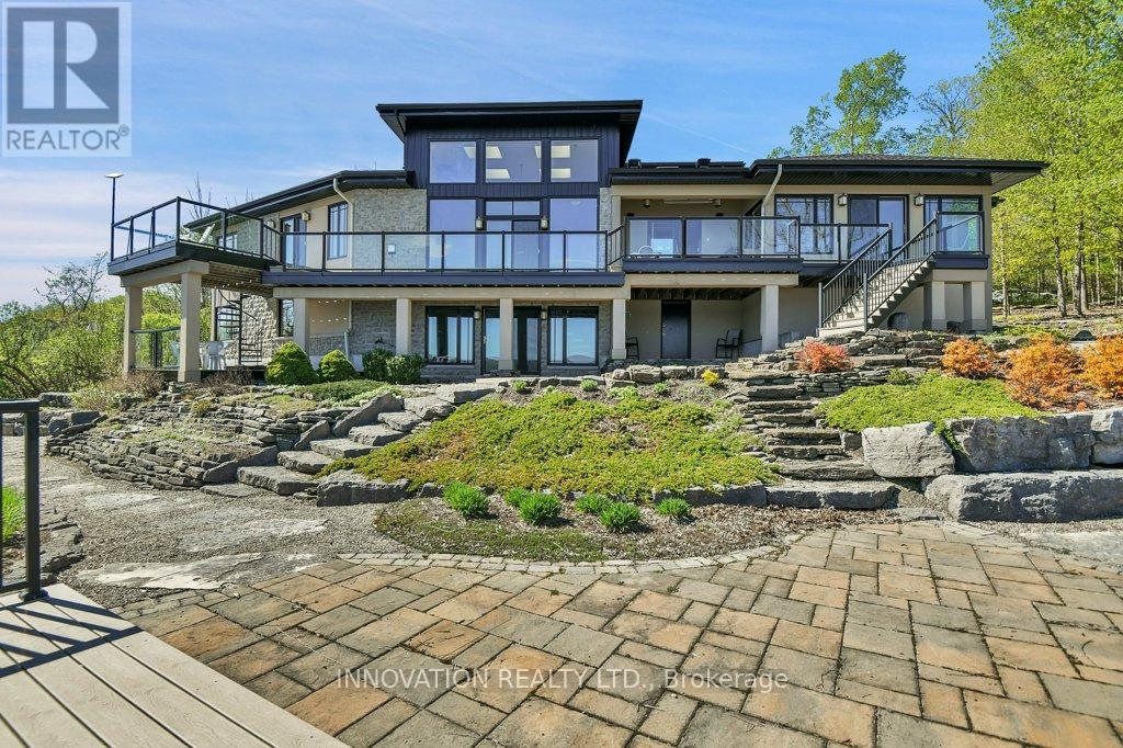325 Berry Side Rd, Ottawa, ON K0A 1T0