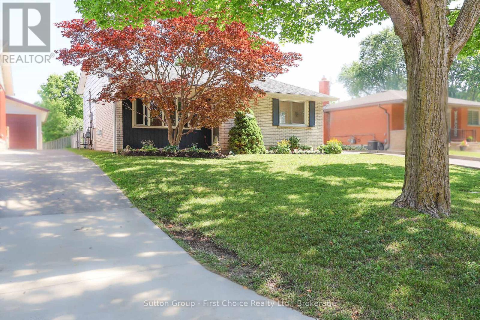 292 Redford Cres, Stratford, ON N5A 1P5