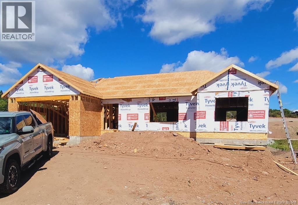 19 Meadowlark Dr, Quispamsis, NB E2E 3T5