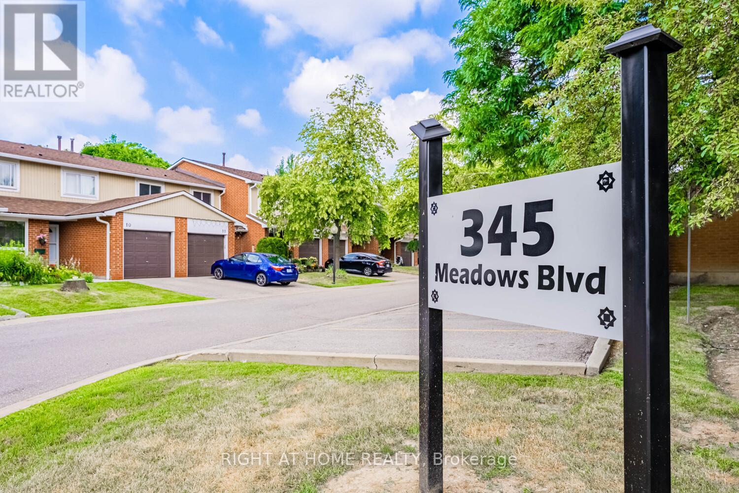 19 345 Meadows Blvd W, Mississauga, ON L4Z 1G5
