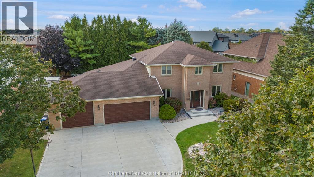 34 Braemar Blvd, Chatham-Kent, ON N7M 6G2