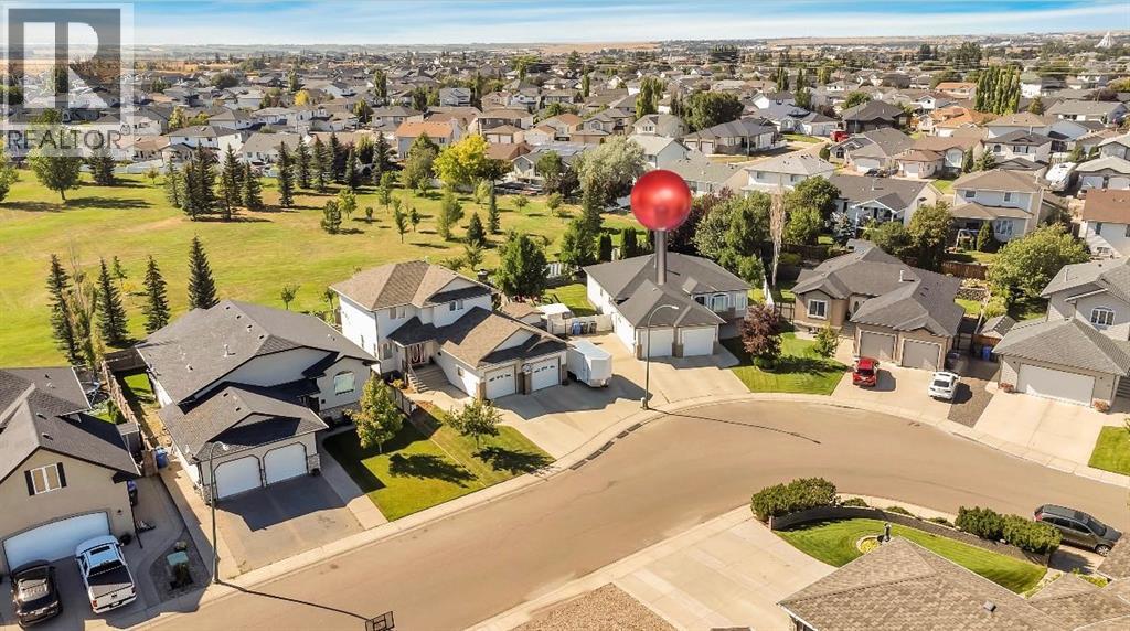 40 Stratton Close SE, Medicine Hat, AB T1B 4S8