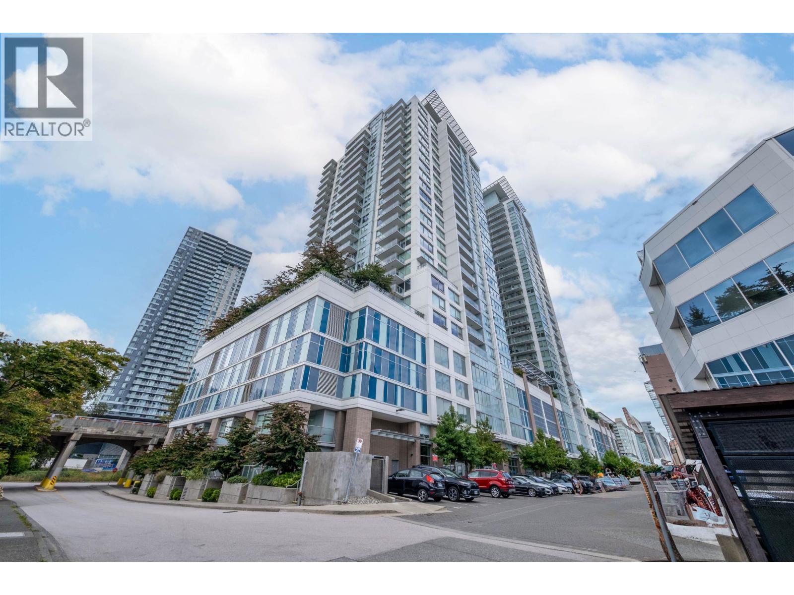 988 Quayside Drive Unit 912, New Westminster, BC V3M 0L5