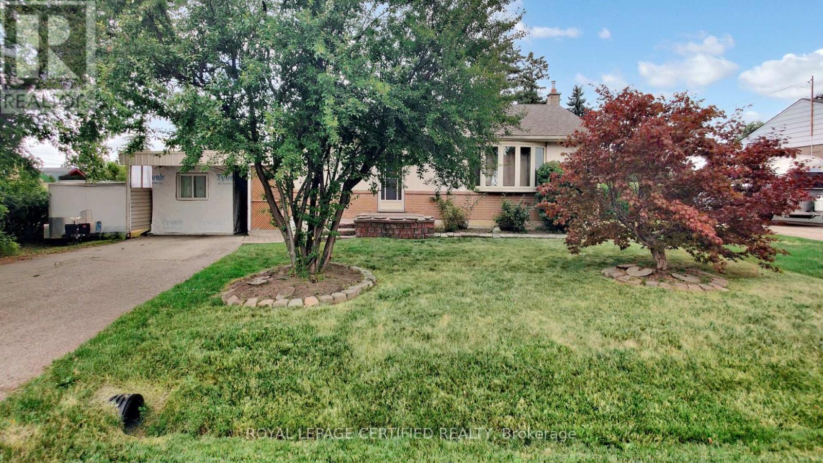 289 Henderson St, Caledon, ON L7E 4X8