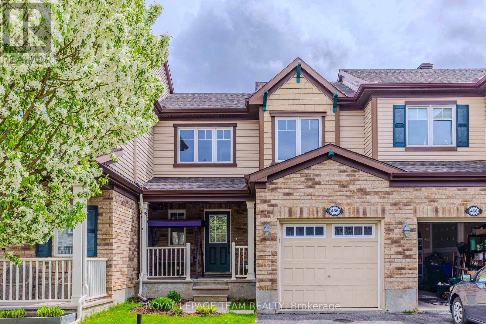 466 Meadowhawk Cres, Ottawa, ON K2C 3H2