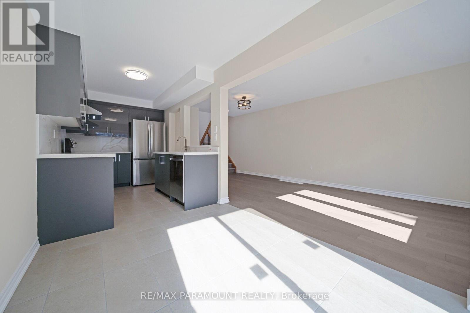 37 1575 South Parade Ct, Mississauga, ON L5M 6E9