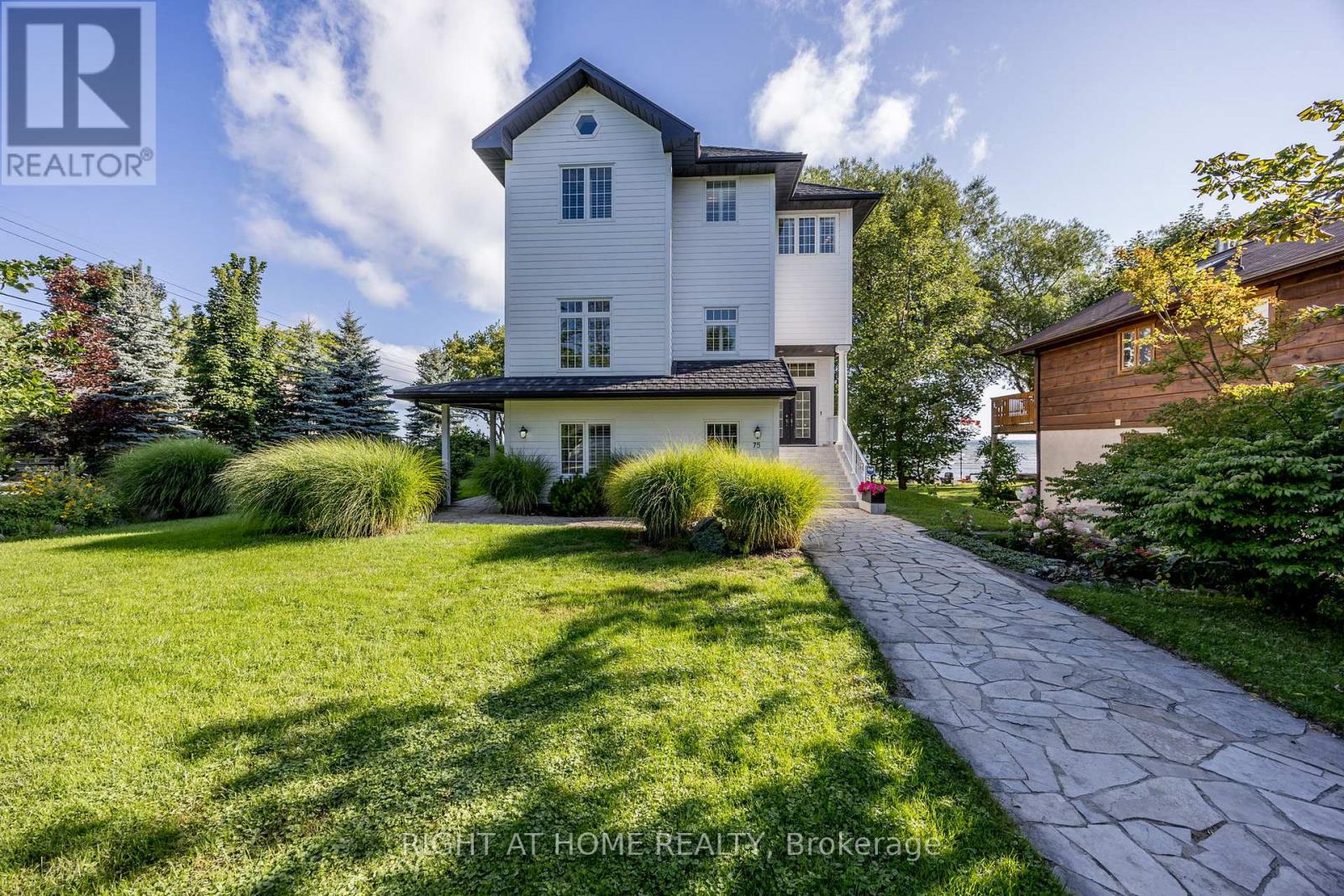 75 Indian Trl, Collingwood, ON L9Y 0X2