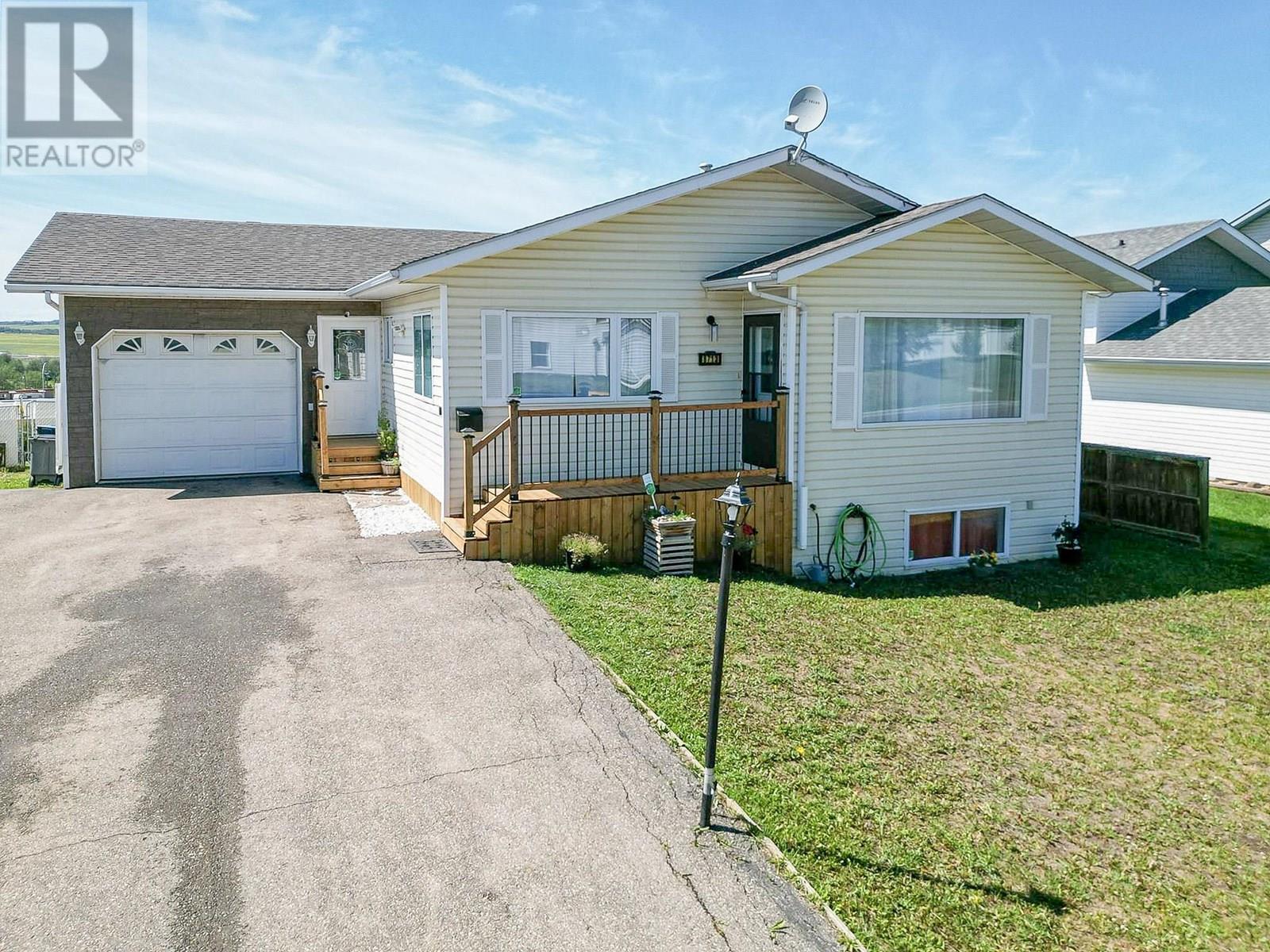 20 Street Unit 8713 #a, Dawson Creek, BC V1G 4W3
